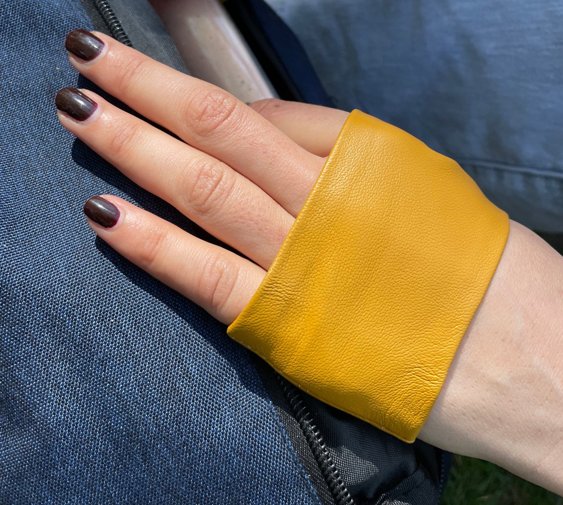 Mastard mini Gloves Handmade Accessories