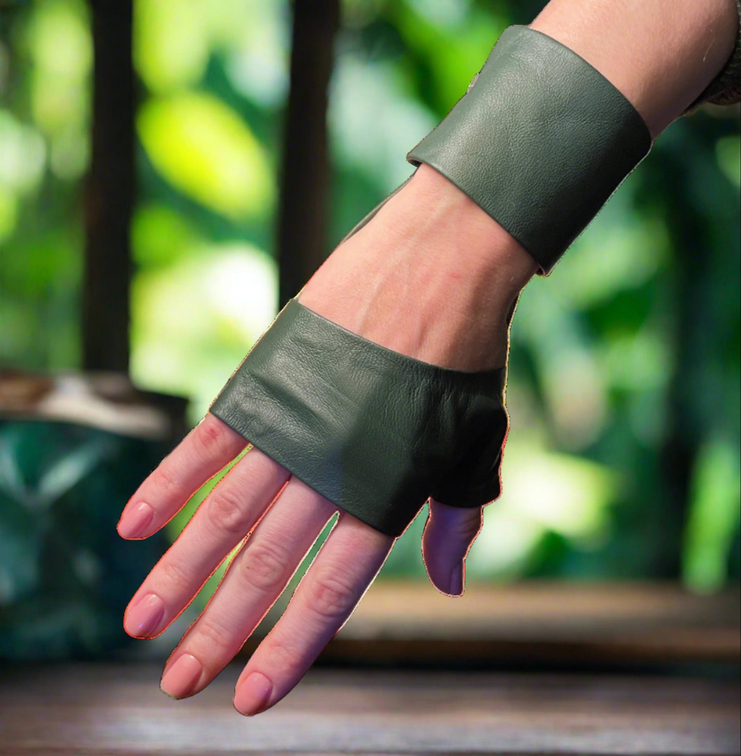 Green Leather Spring Gloves