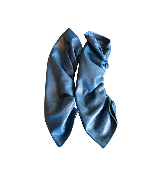 a pair of blue sleeves on a white background
