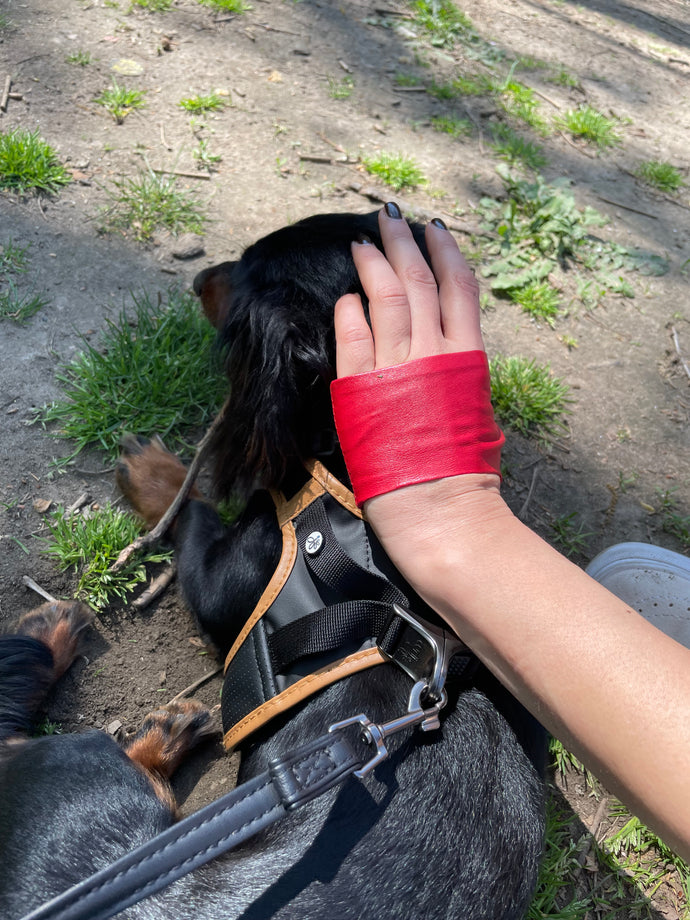 Red Mini Gloves – Handcrafted Luxury with Bold Fashion Appeal