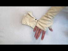 Load and play video in Gallery viewer, Beige Leather Gloves with five snaps

